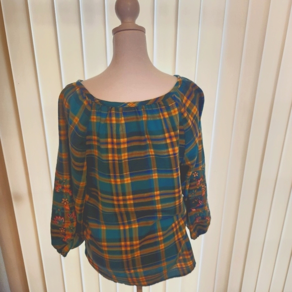 Pioneer Woman Lace Up Blouse - Picture 2 of 8